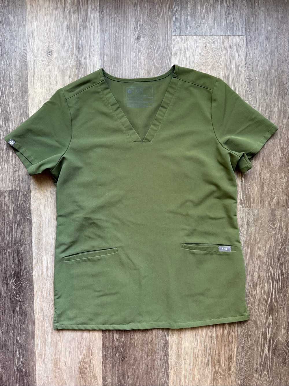 FIGS Casma Scrub Top in Dark Olive